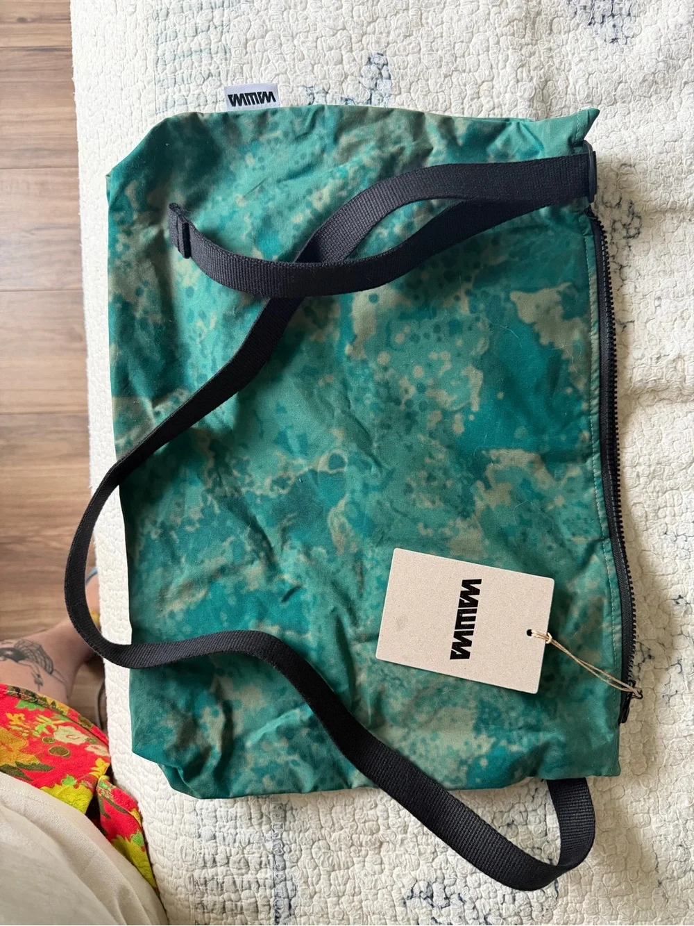 WAWWA CLOTHING Water Resistant Messenger Bag in Blue Ink